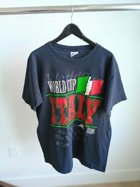 FIFA 1994 World Cup Italy Tee Shirt Large Apex One Made In USA Double Sided